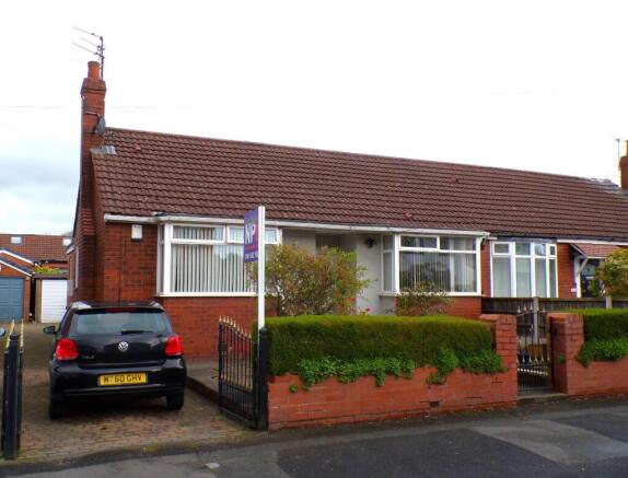 3 bed property, in Kew Road, £309,950