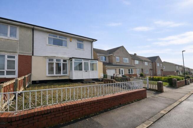 3 bed property, in Dunkirk Avenue, £74,950