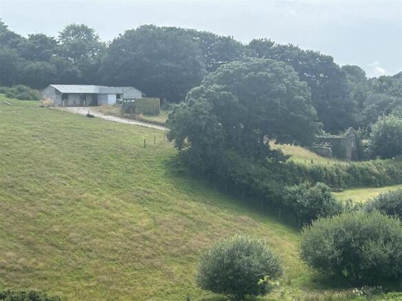 2 bed property, in Tregony, £240,000