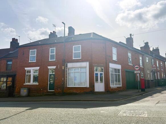 3 bed property, in Mansfield Road, £249,950