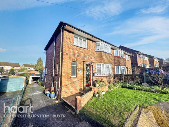 3 bed property, in Harwich Road, £230,000