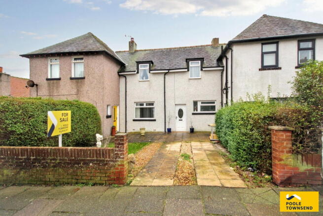 2 bed property, in Southampton Street, £150,000