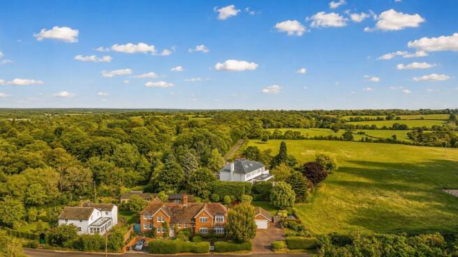 3 bed property, in Cucumber Lane, £1,150,000