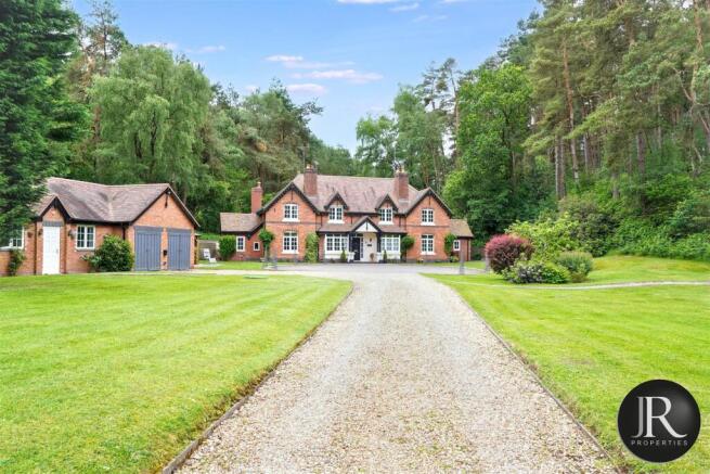 5 bed property, in Moors Gorse, £1,500,000