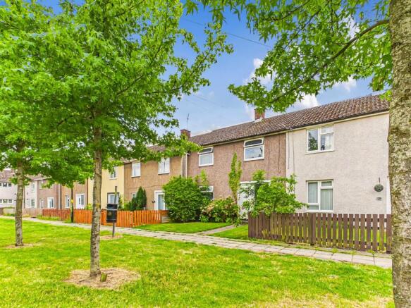 3 bed property, in Leyside, £165,000