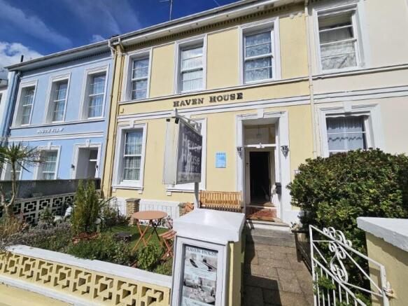 7 bed property, in Scarborough Road, £375,000