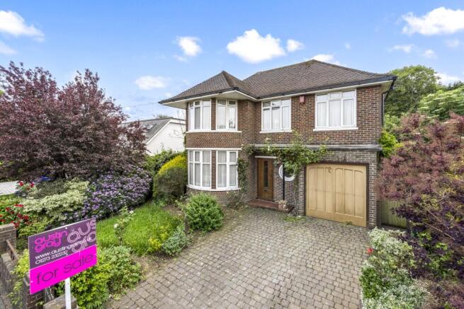 4 bed property, in Wayland Avenue, £900,000