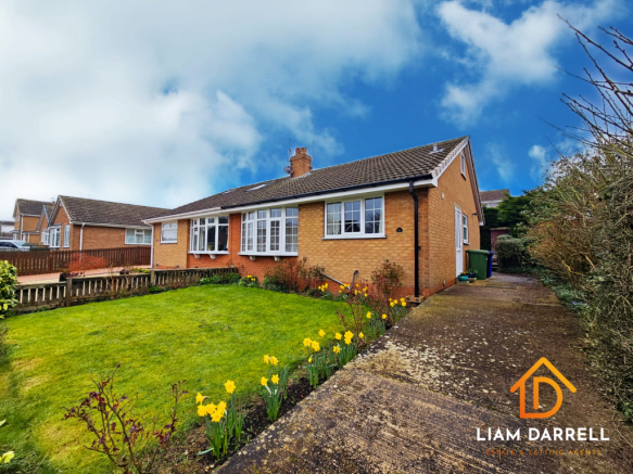 3 bed property, in Harford Road, £195,000