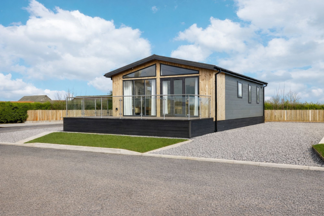 2 bed property, in 18 The Prestige, £230,000
