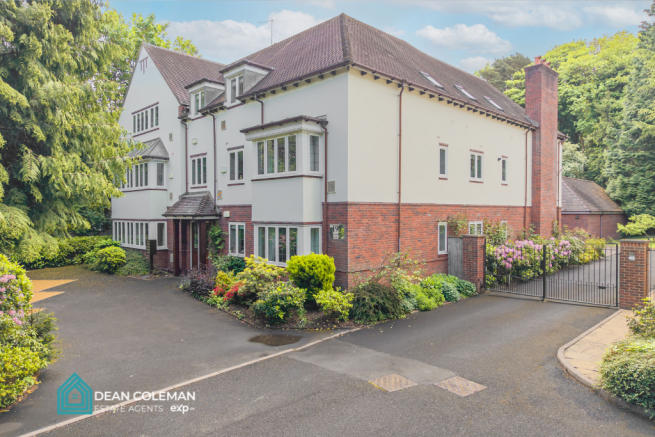 3 bed property, in Harborne Road, £725,000