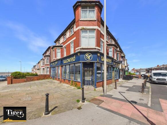 4 bed property, in Warley Road, £220,000