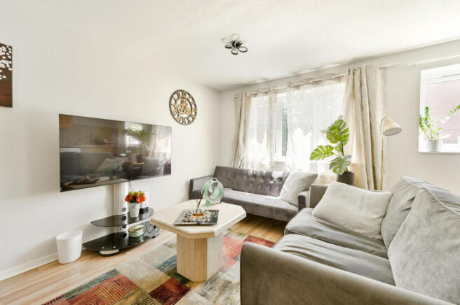 2 bed property, in Wilkinson Way, £325,000
