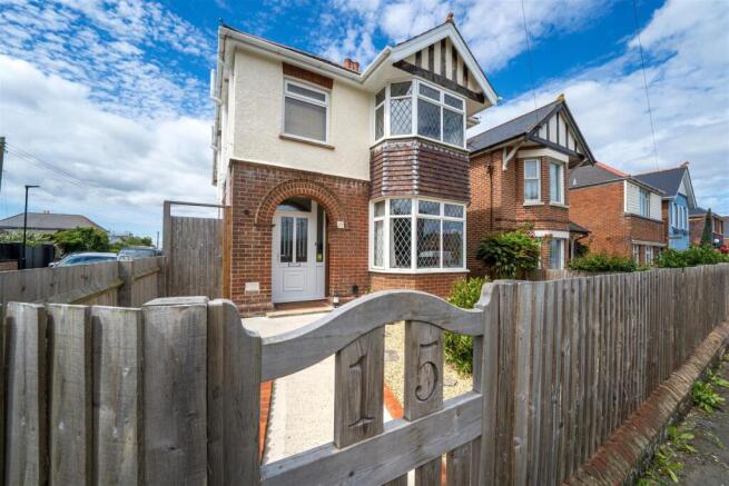 3 bed property, in Worsley Road, £650,000