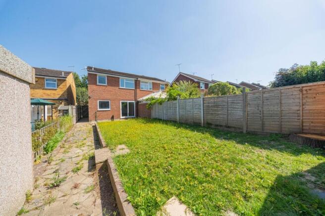 3 bed property, in Northlands Avenue, £365,000
