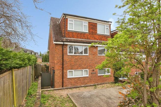 4 bed property, in Goldsmid Road, £500,000