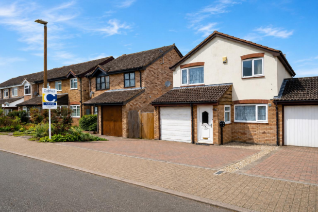 3 bed property, in Cantle Avenue, £385,000