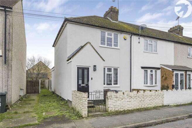 3 bed property, in Eglinton Road, £325,000