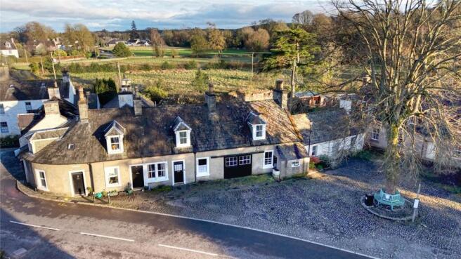3 bed property, in Craigdale, £165,000