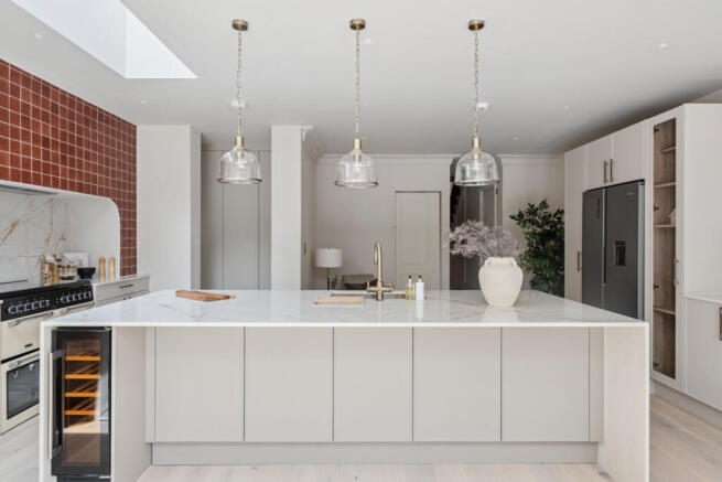 4 bed property, in Chandos Road, £2,000,000
