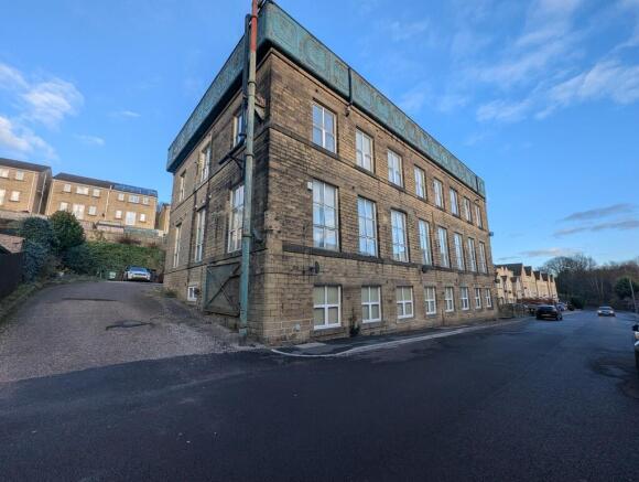 23 bed property, in Longwood, £800,000
