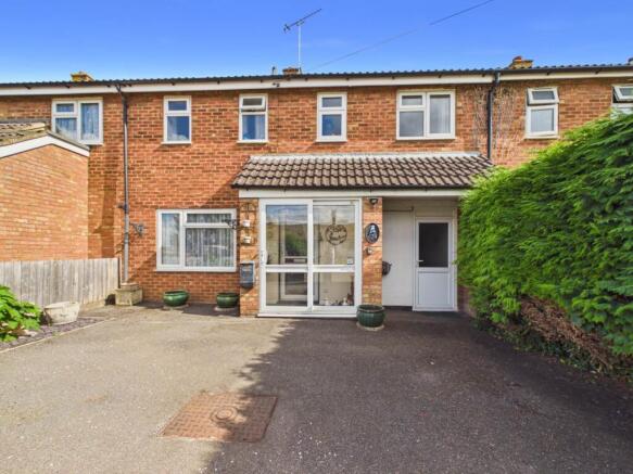 2 bed property, in Franklin Road, £350,000