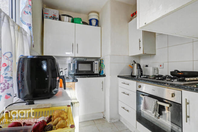 3 bed property, in Broughton Road, £450,000