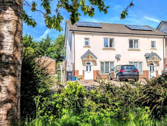 3 bed property, in Meadow View, £250,000
