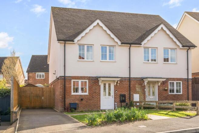 3 bed property, in Holmes Road, £350,000