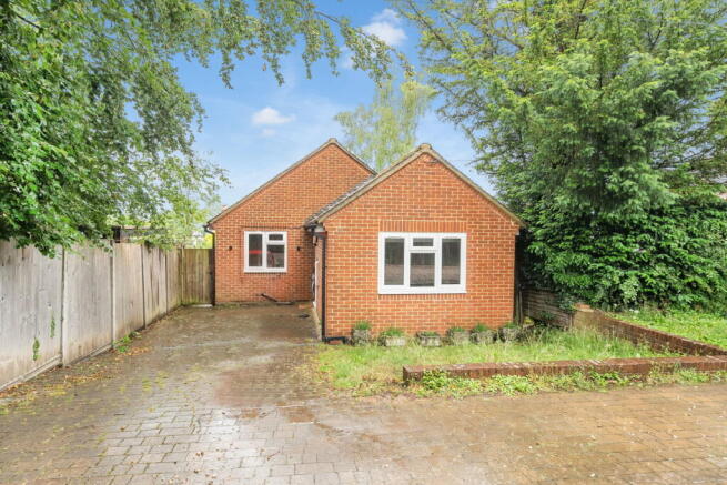 2 bed property, in The Elms, £495,985