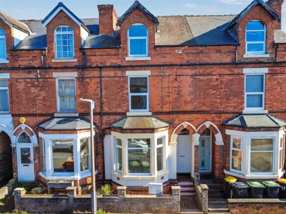 4 bed property, in Collington Street, £365,000