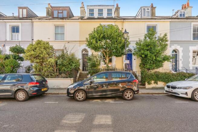 4 bed property, in Stanley Street, £650,000