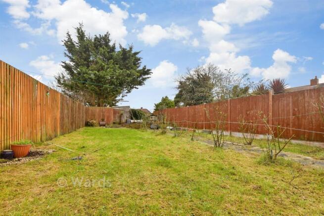 3 bed property, in Rectory Road, £210,000