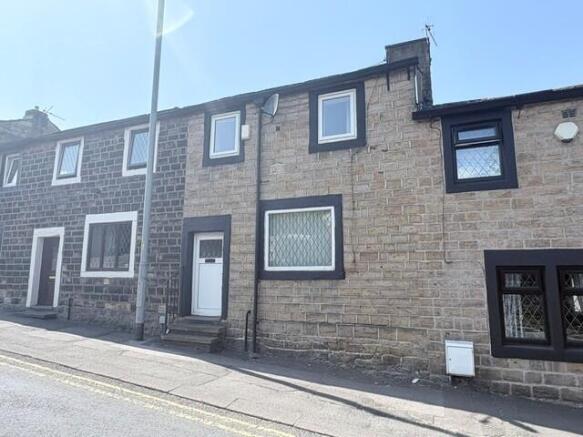 2 bed property, in Walverden Road, £89,995