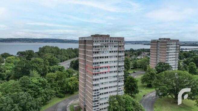 2 bed property, in Woodland Drive, £44,950