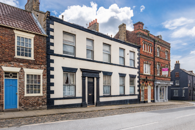 1 bed property, in Bridlington YO16, £50,000