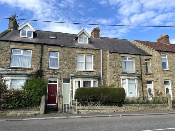 3 bed property, in Church Street, £120,000