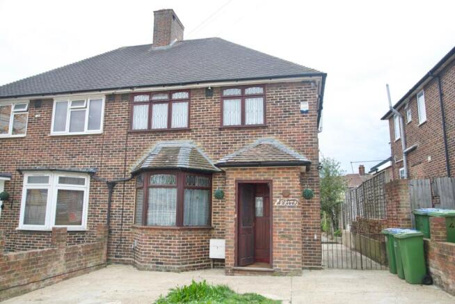 3 bed property, in Ridgebrook Road, £475,000