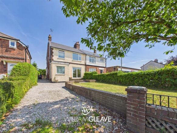 3 bed property, in Hawarden Road, £150,000