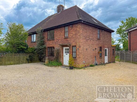 4 bed property, in New Road, £365,000