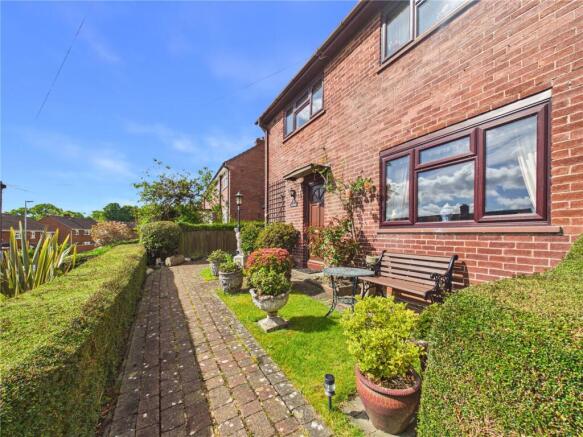 3 bed property, in Lower Cotteylands, £235,000