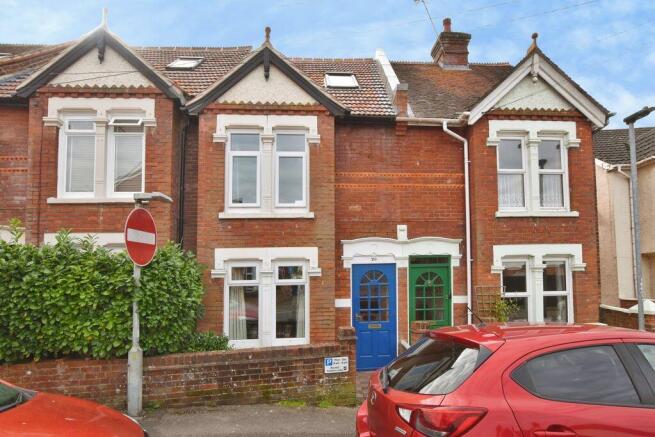3 bed property, in Belle Vue Road, £340,000