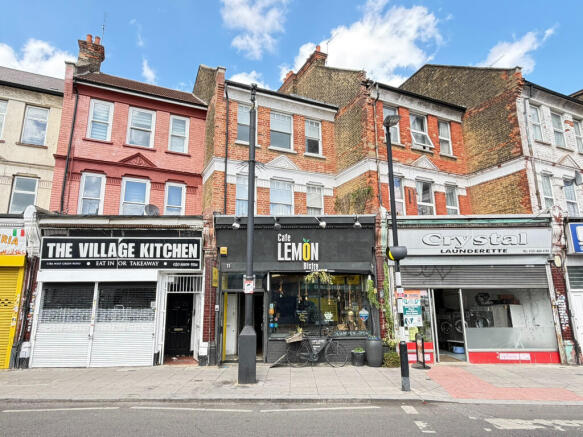 4 bed property, in First & Second Floor Flat, £375,000