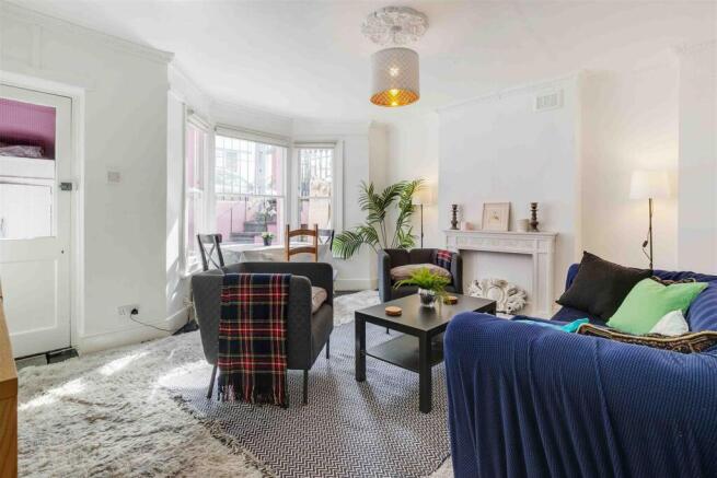 5 bed property, in Eustace Road, £1,395,000