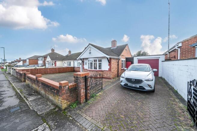 2 bed property, in Van Diemans Lane, £425,000