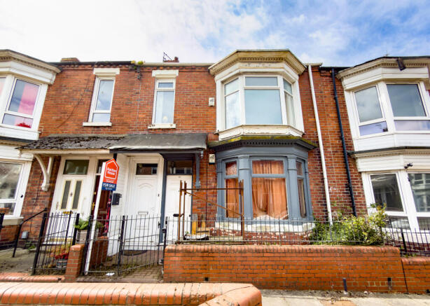 2 bed property, in 20 Malvern Street, £15,000