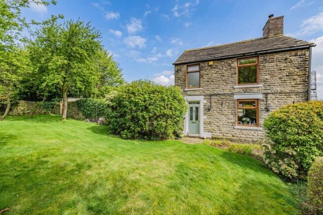 3 bed property, in Rhodes Fold Cottage, £600,000