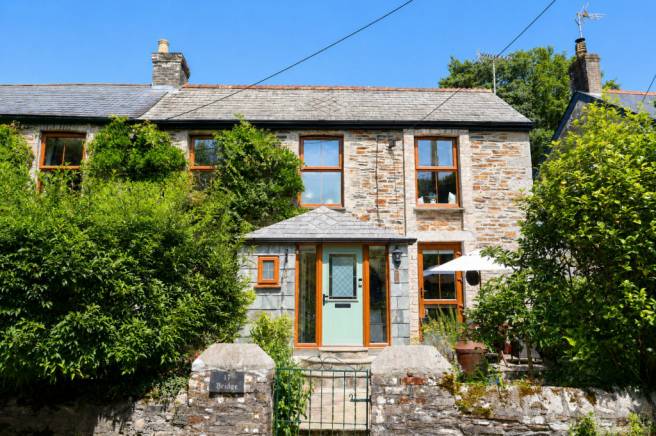 4 bed property, in Bridge, £389,950