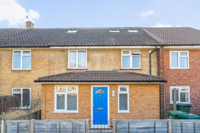 6 bed property, in Keywood Drive, £580,000