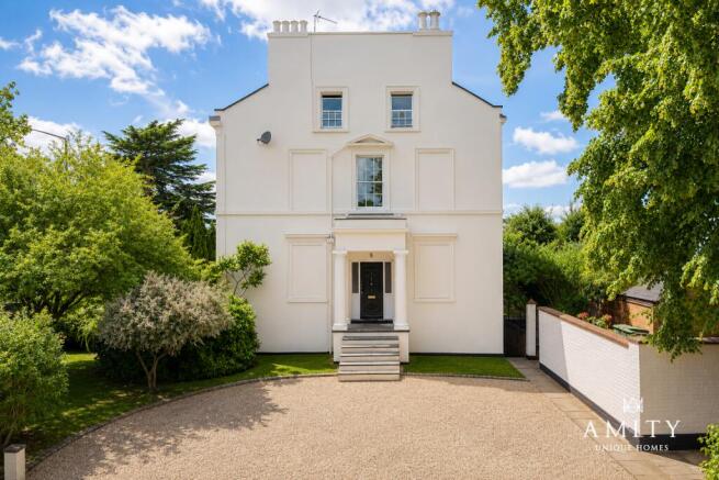 6 bed property, in 8 St Mary's Road, £1,000,000