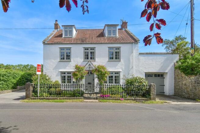 6 bed property, in Stone Allerton, £1,075,000